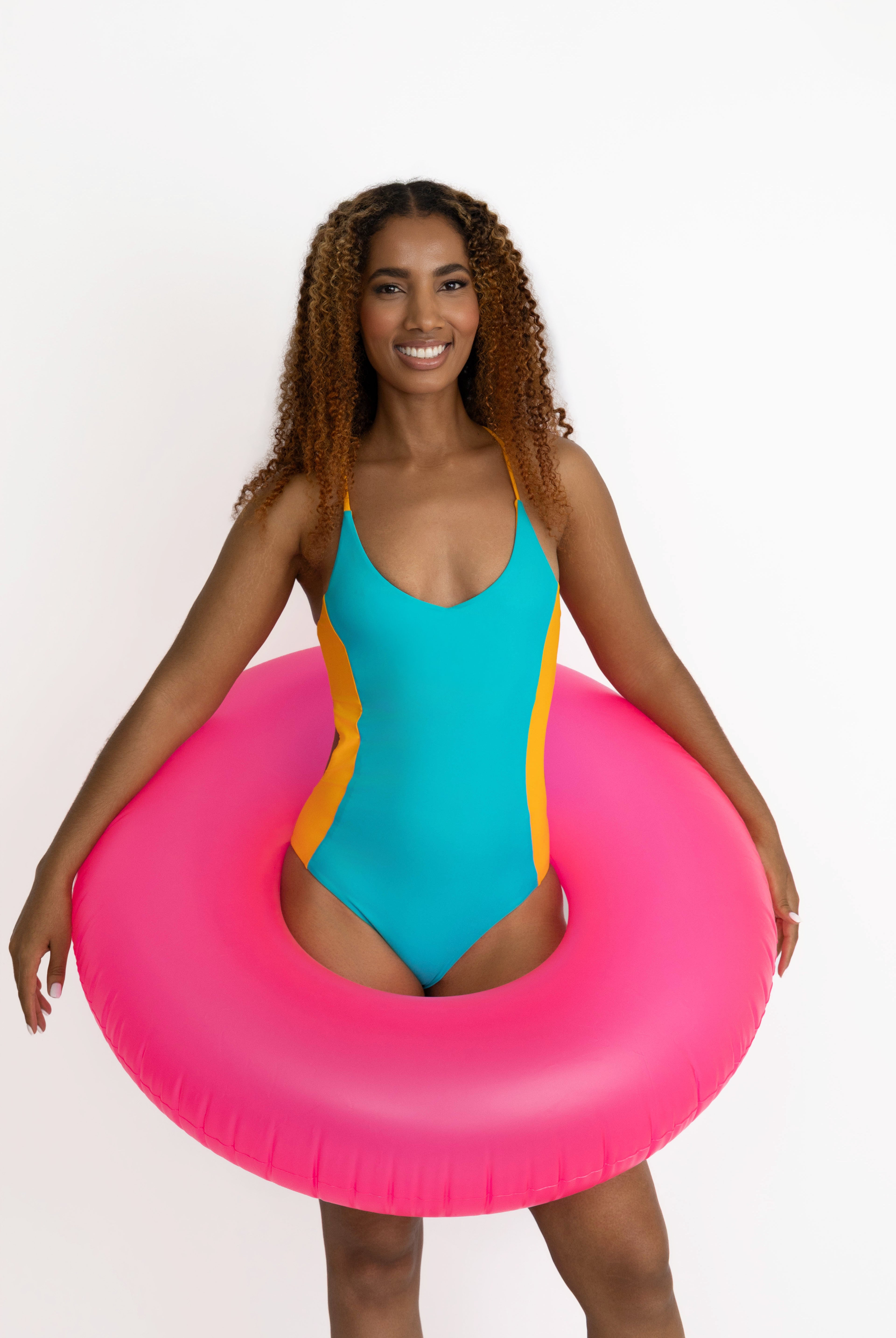 Nosara One Piece One Piece Neon Skull